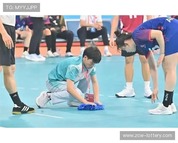 奥运志愿者:承载梦想与责任的无名英雄在赛场内外的感人故事 奥运志愿者:承载梦想与责任的无名英雄在赛场内外的感人故事